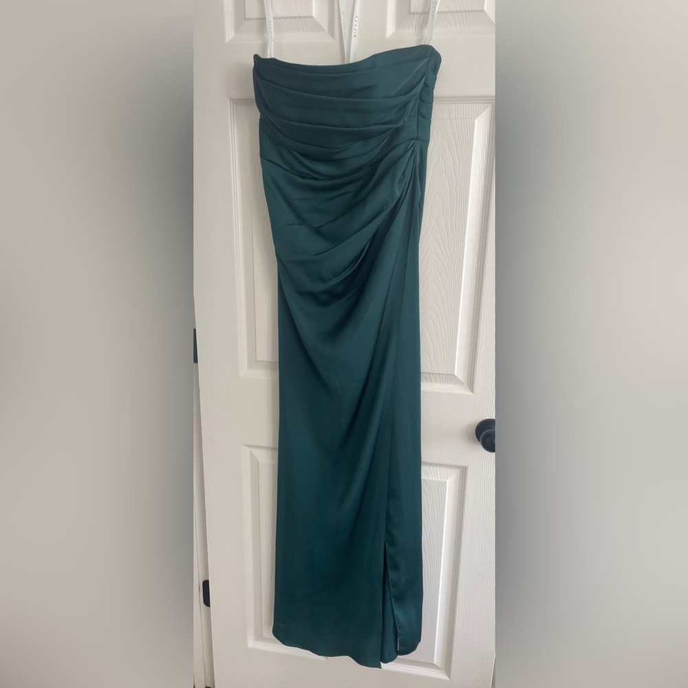 Azazie Lexie Stretch Satin size 10 Pine Color Strapless Dress